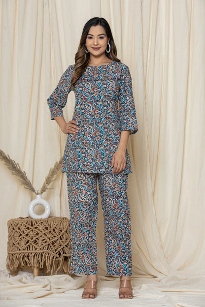 Blue Small Paisley Cotton Printed Night Suit