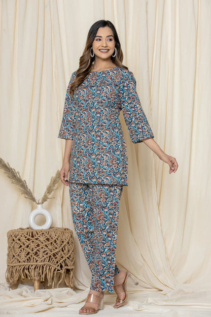 Blue Small Paisley Cotton Printed Night Suit