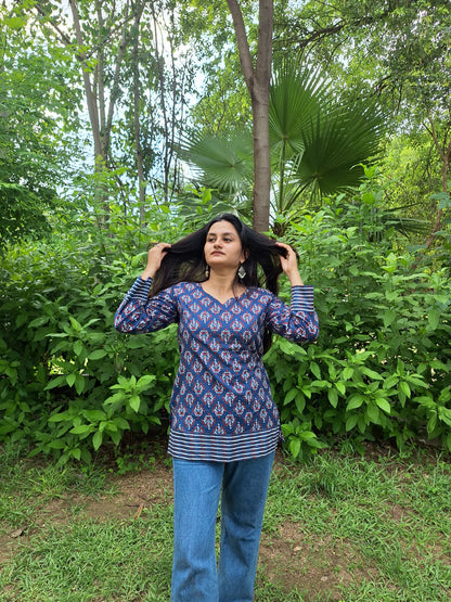 Rangriti  Short Kurti