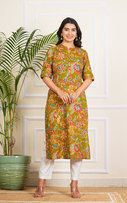 Satrangi Saaz Kurti