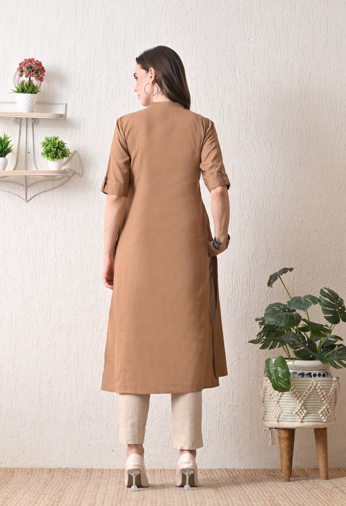 Sunehri Dhara Kurti