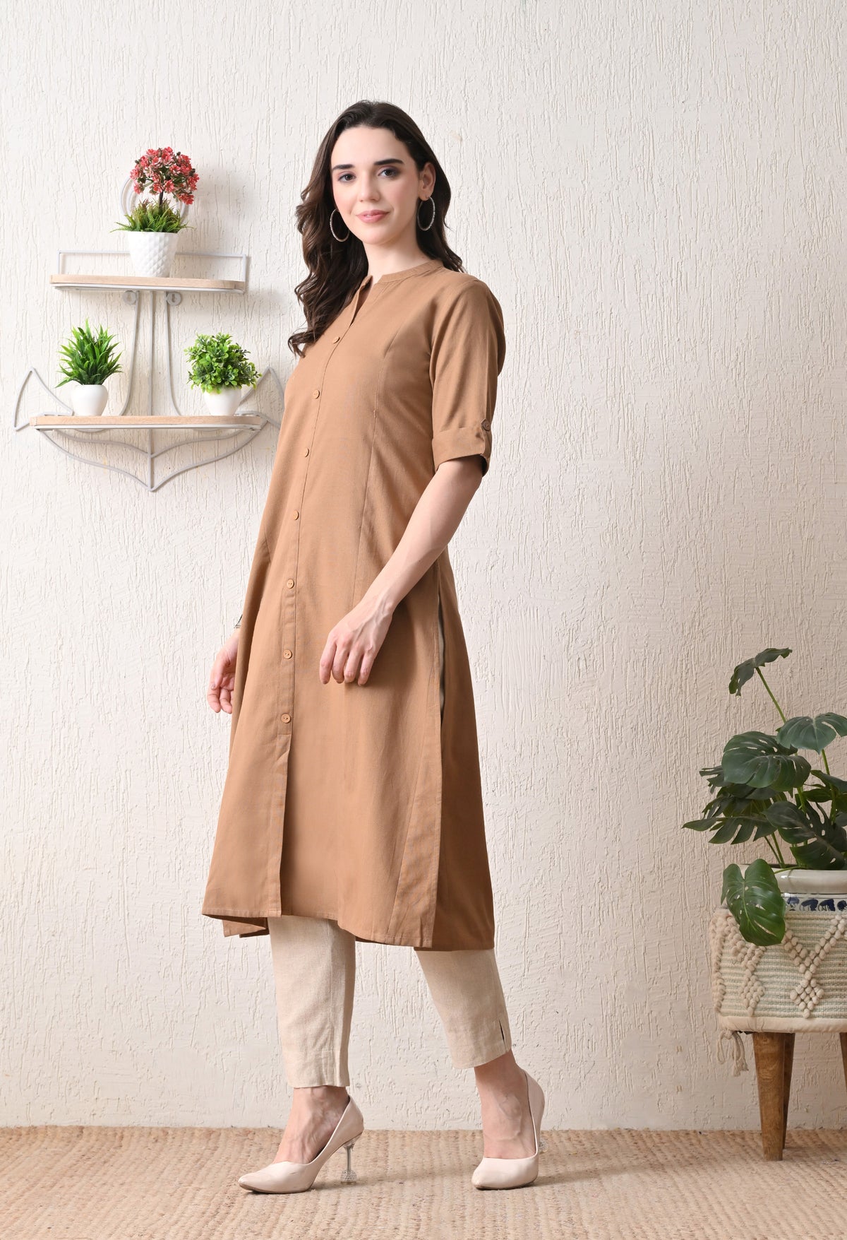 Sunehri Dhara Kurti