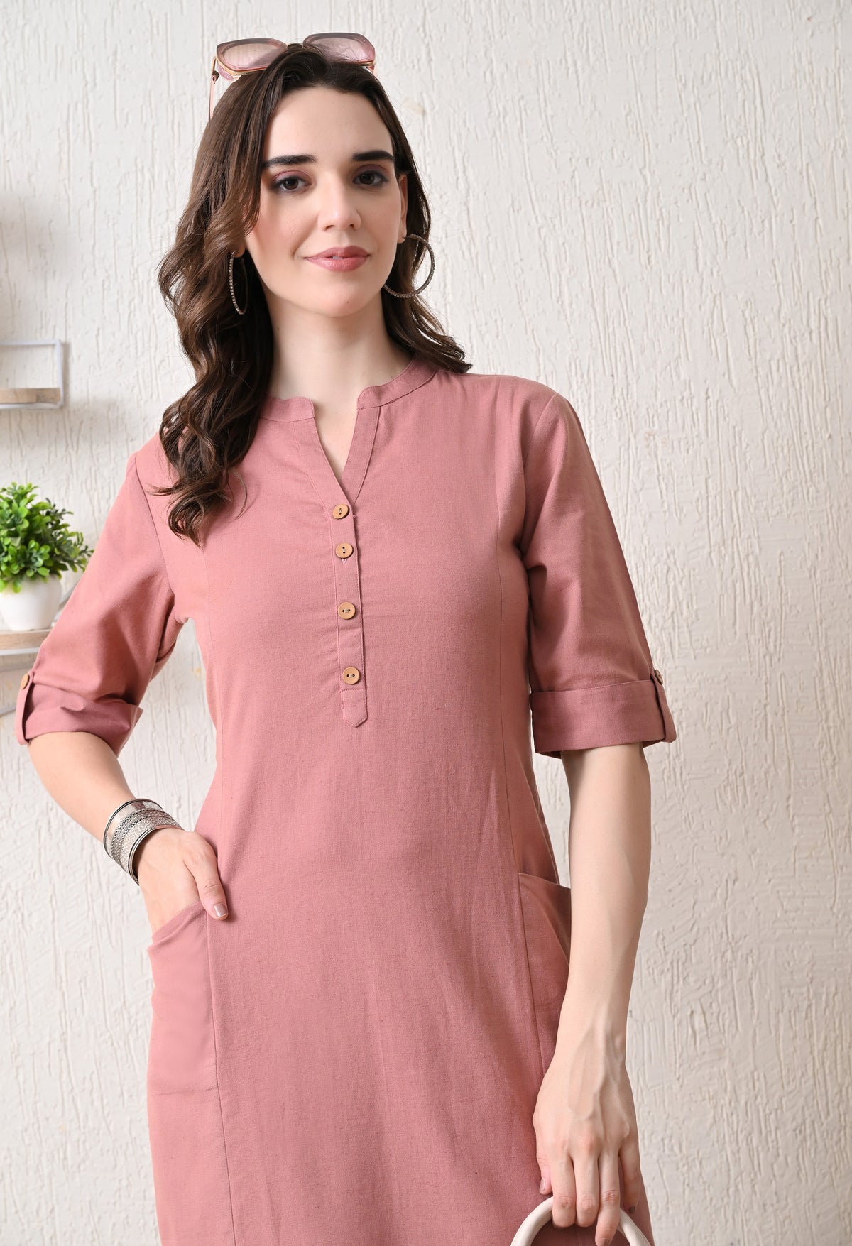 Rang-e-Gulab Straight Kurti